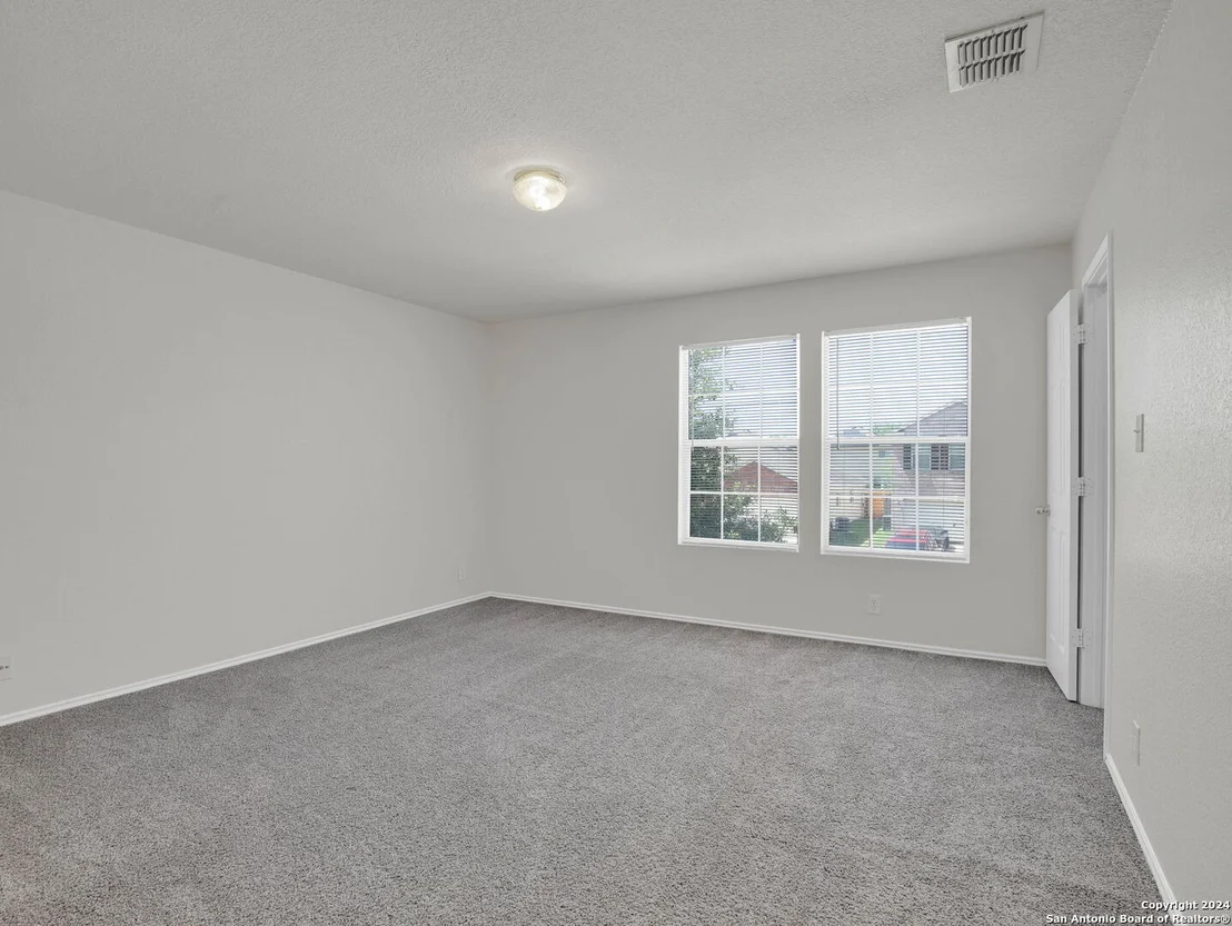 Photo of 2602 SKYBOUND
