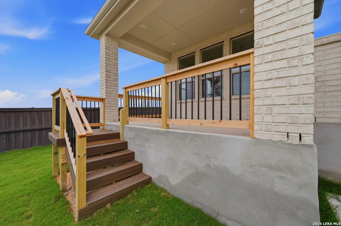 Photo of 2260 Altiplano