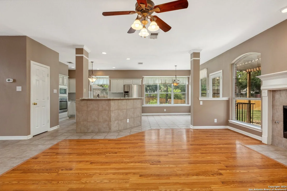 Photo of 14018 POSSUM TREE RD
