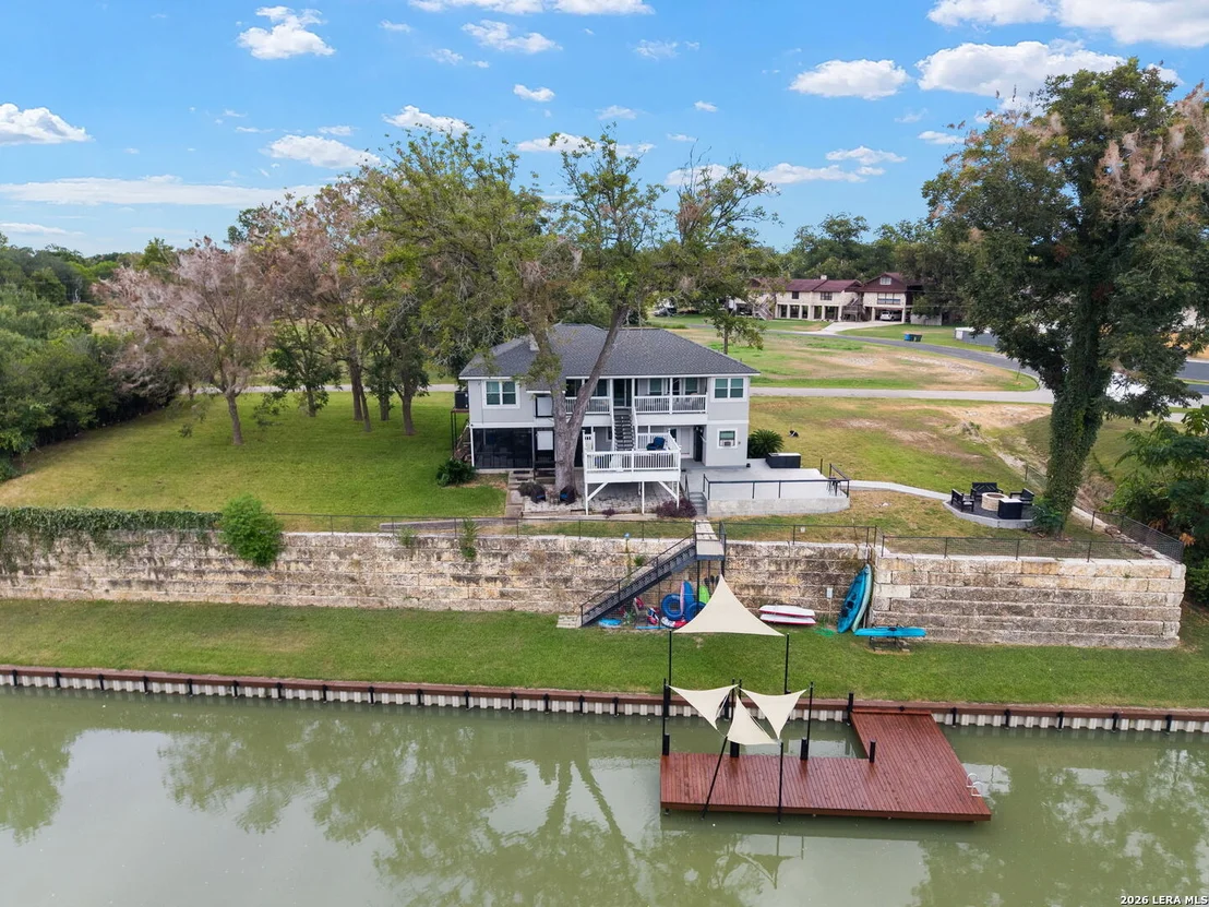 Photo of 34 river oak