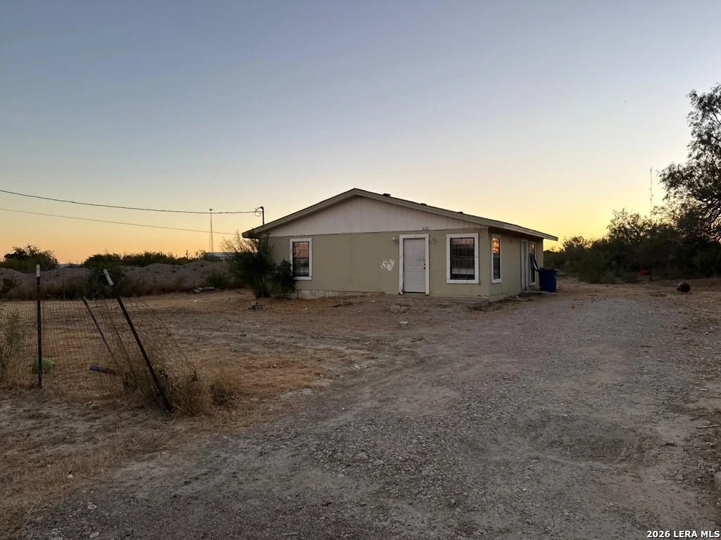 Photo of 633 Molina Loop