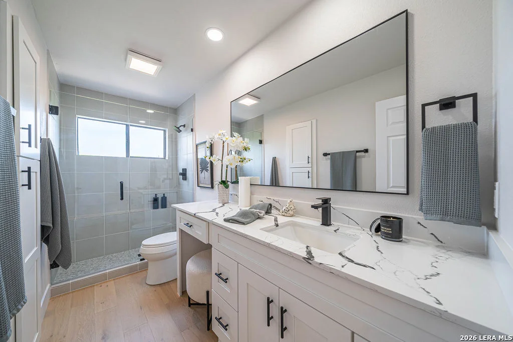 Photo of 206 Bluff Hollow