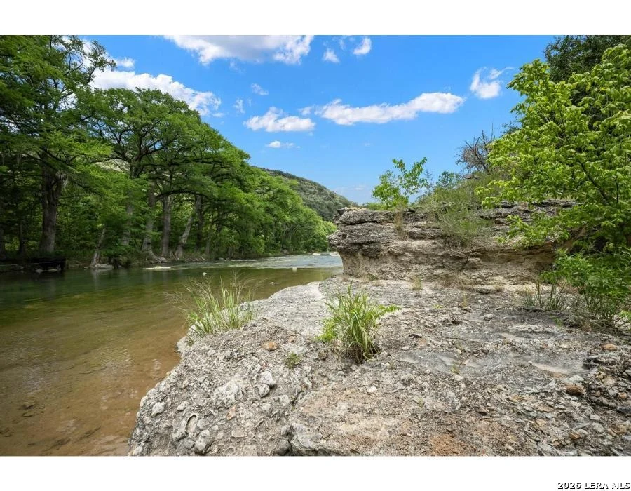 Photo of 9710 RIVER RD