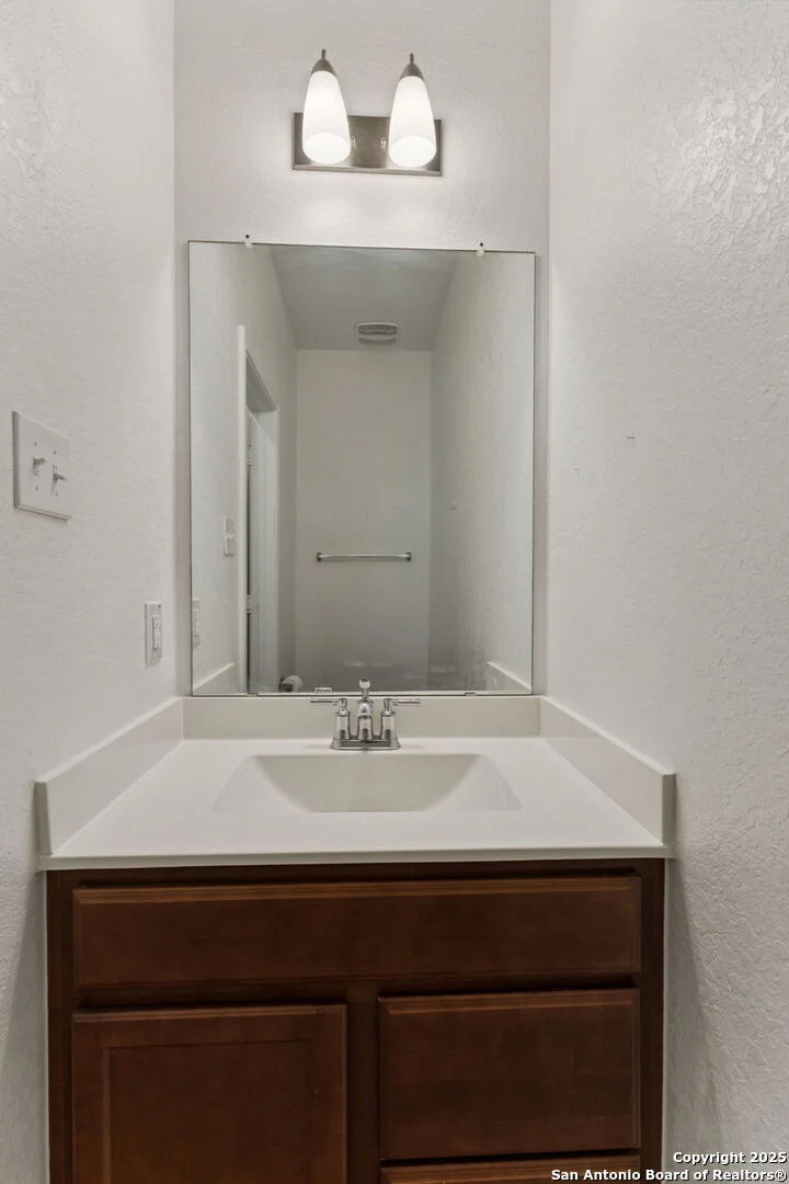 Photo of 8277 Assumption