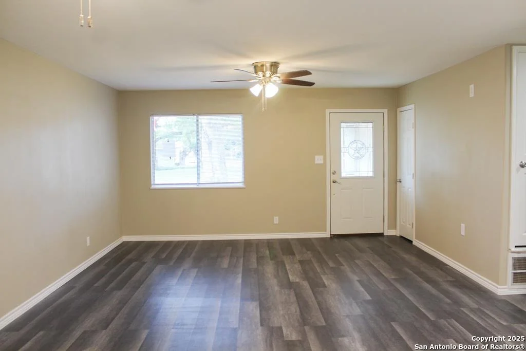 Photo of 908 Everglades