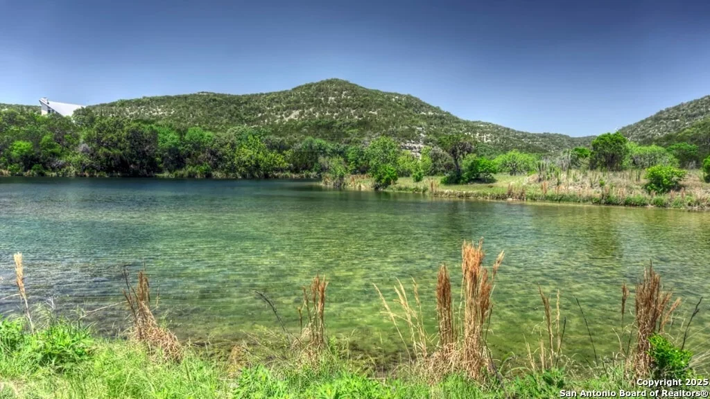 Photo of 560 Pine Mountain