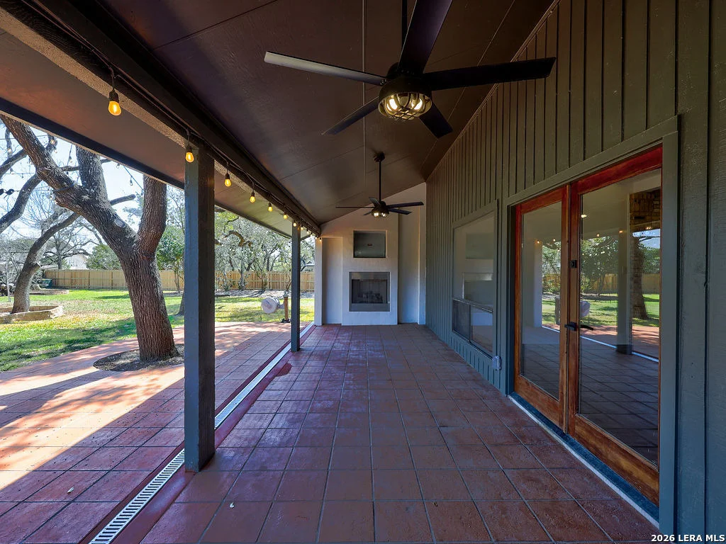 Photo of 29540 Red Bud Hill