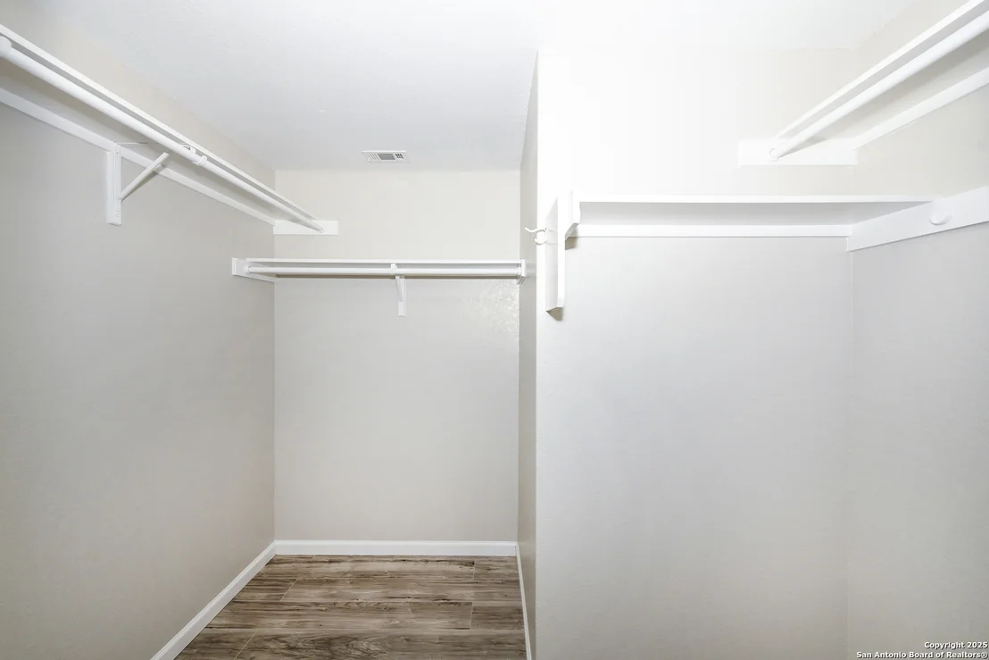 Photo of 14906 Cologne