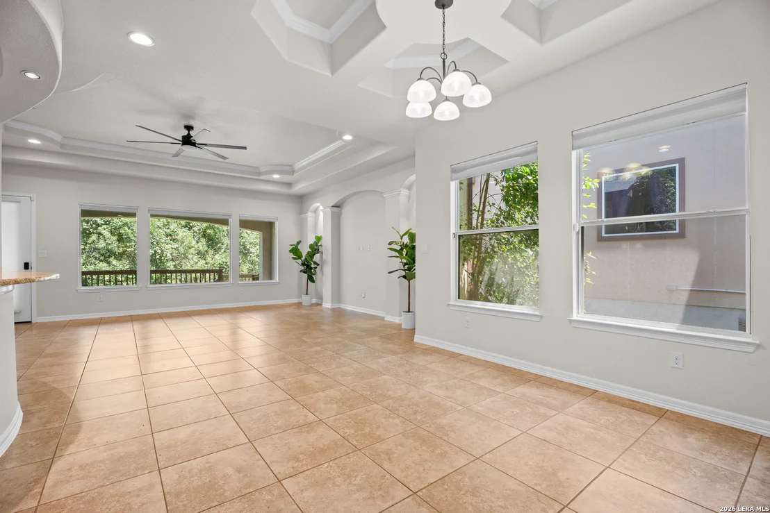 Photo of 6131 Lowrie