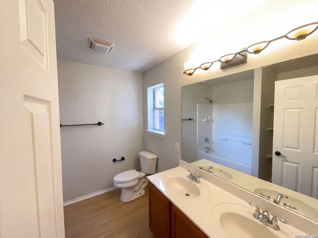 Photo of 8222 Grissom Cir