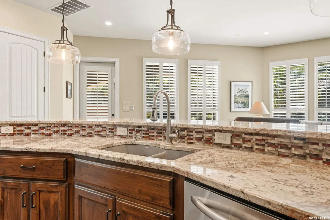 Photo of 315 Candelaria