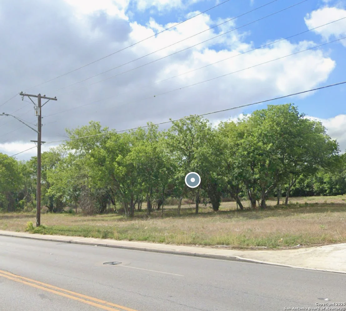 Photo of 3602 Eisenhauer