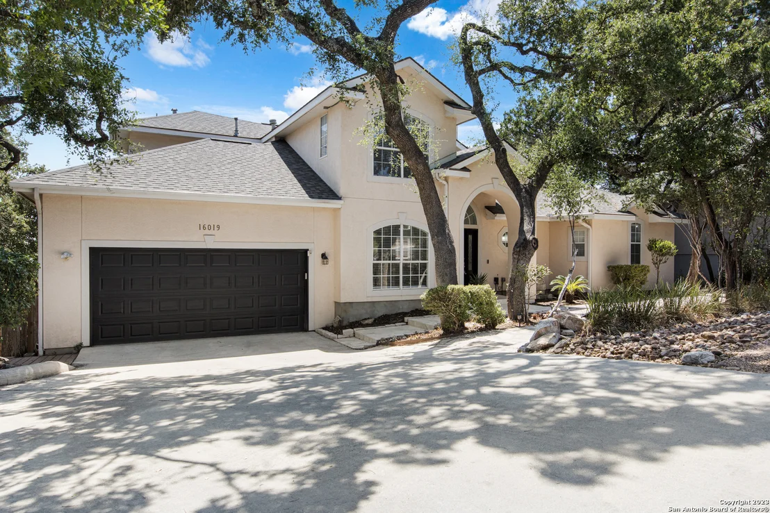 Photo of 16019 CHASE HILL BLVD