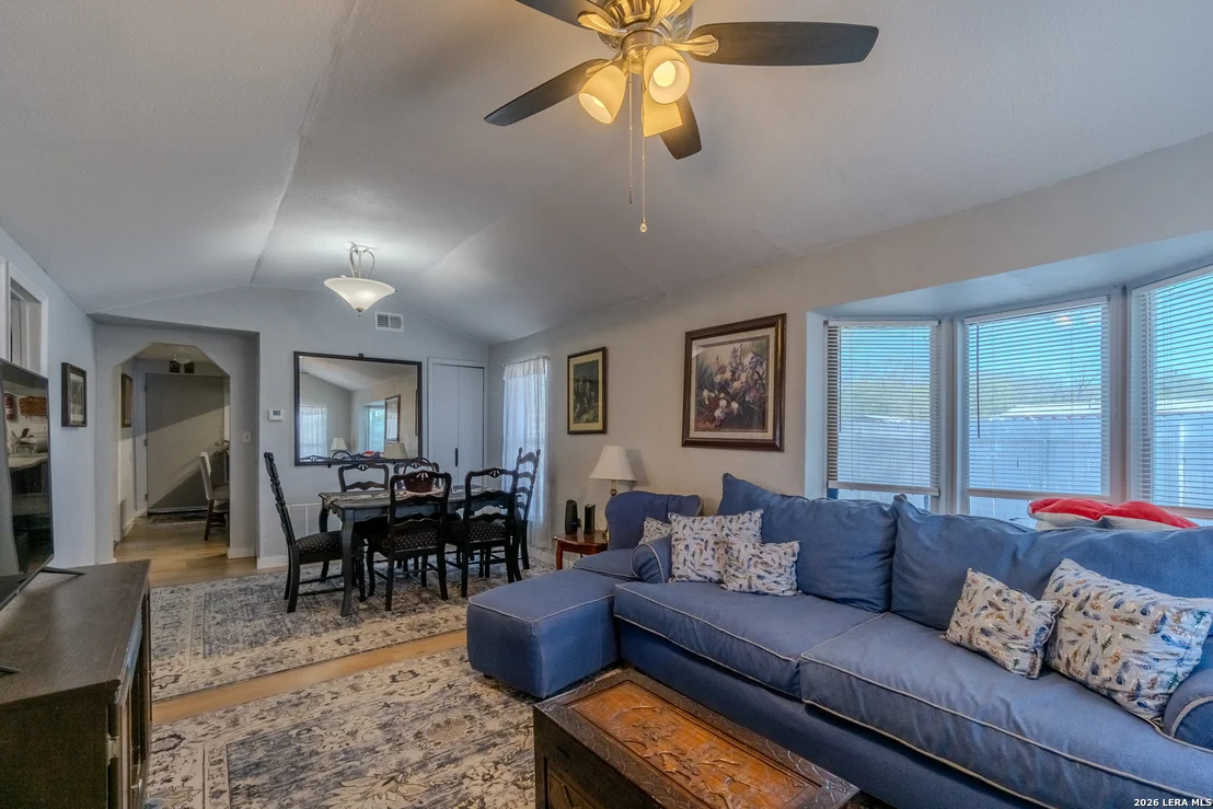 Photo of 1203 Vickers