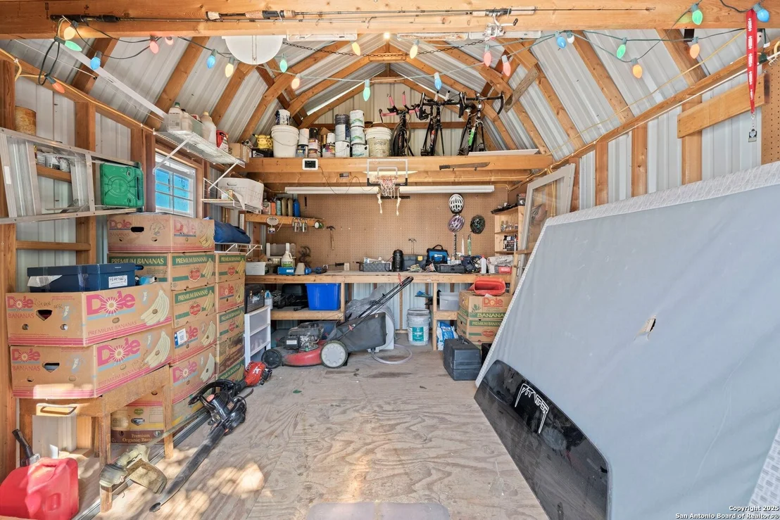 Photo of 5818 Lyndhurst Drive
