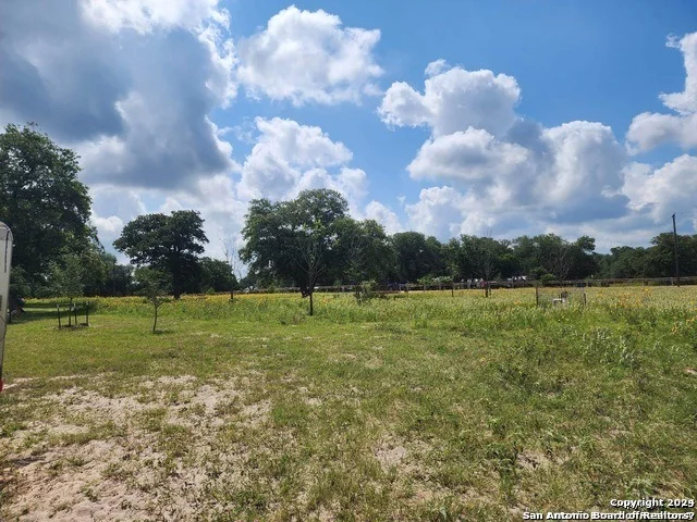 Photo of 233 TRIPLE BEND DR