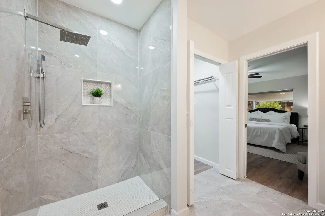 Photo of 929 Morningside