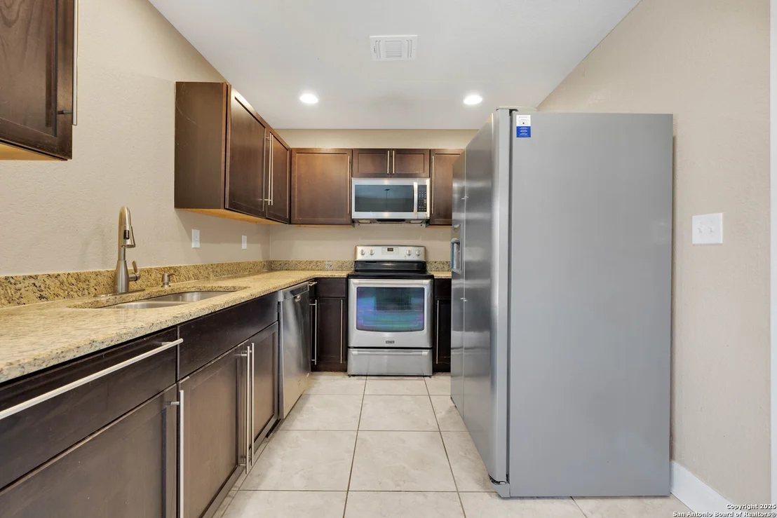 Photo of 6135 Windbrooke