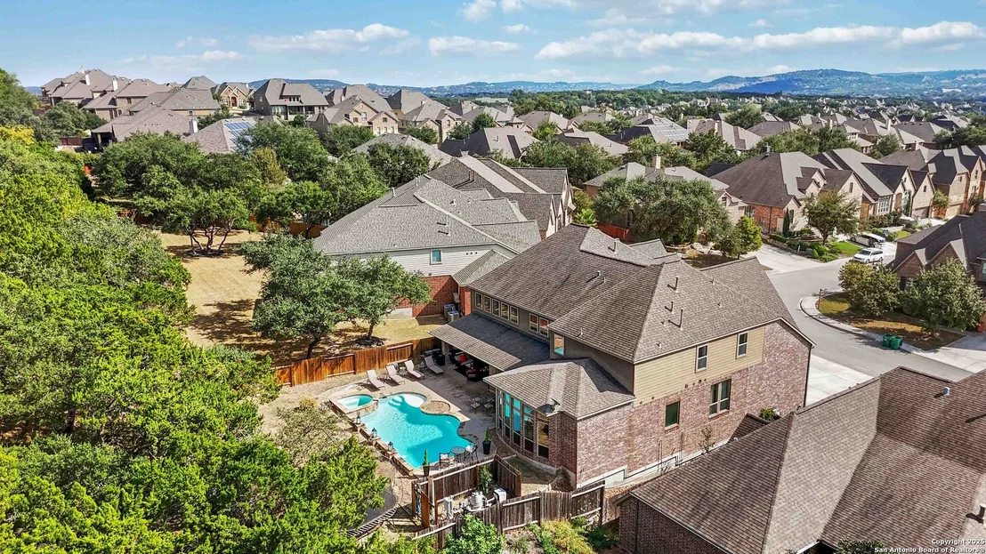Photo of 8905 Soaring Oak