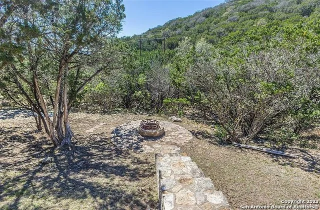 Photo of 606 Canyon Oaks Dr