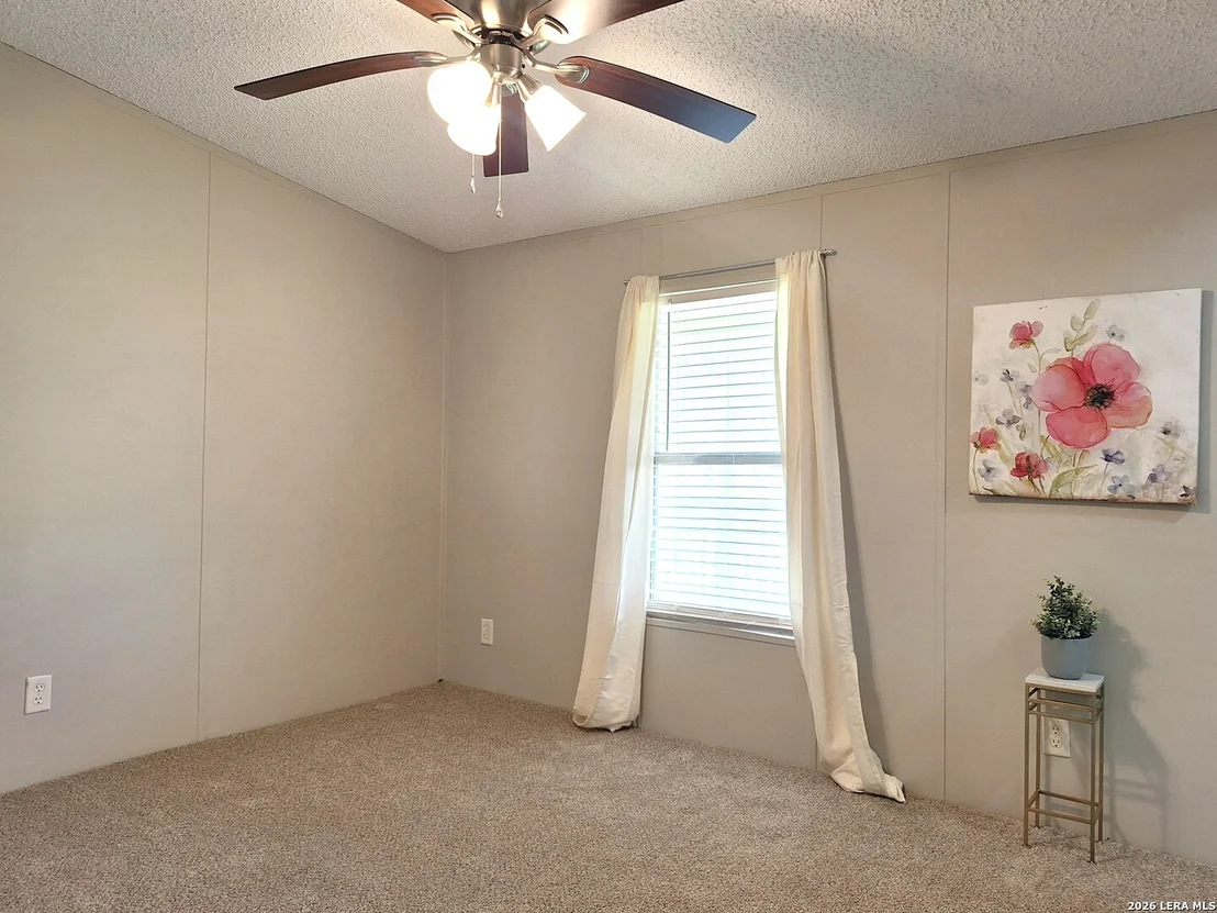 Photo of 380 County Road 422