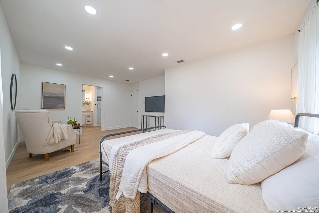 Photo of 3127 COLONY DR