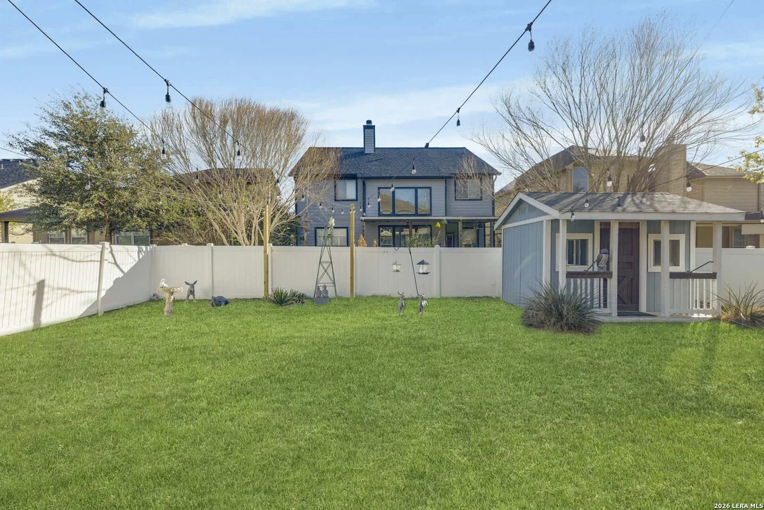 Photo of 125 Brook Shire