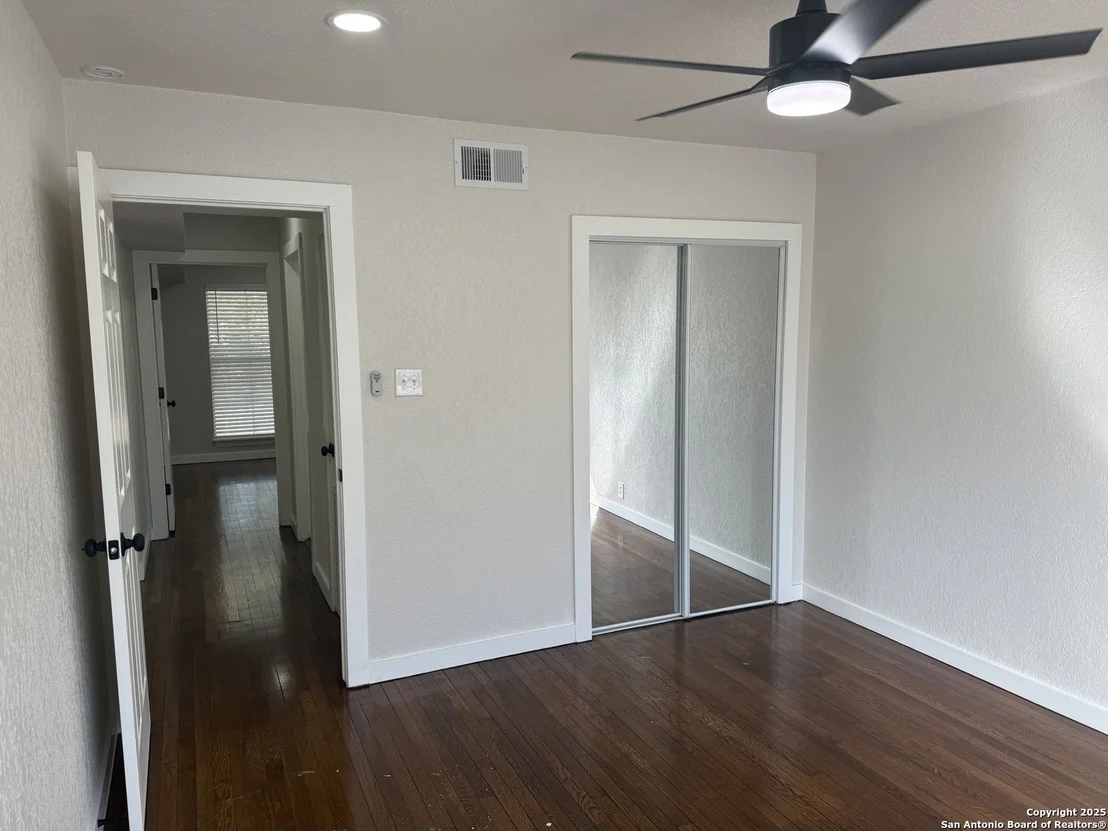Photo of 223 Adrian