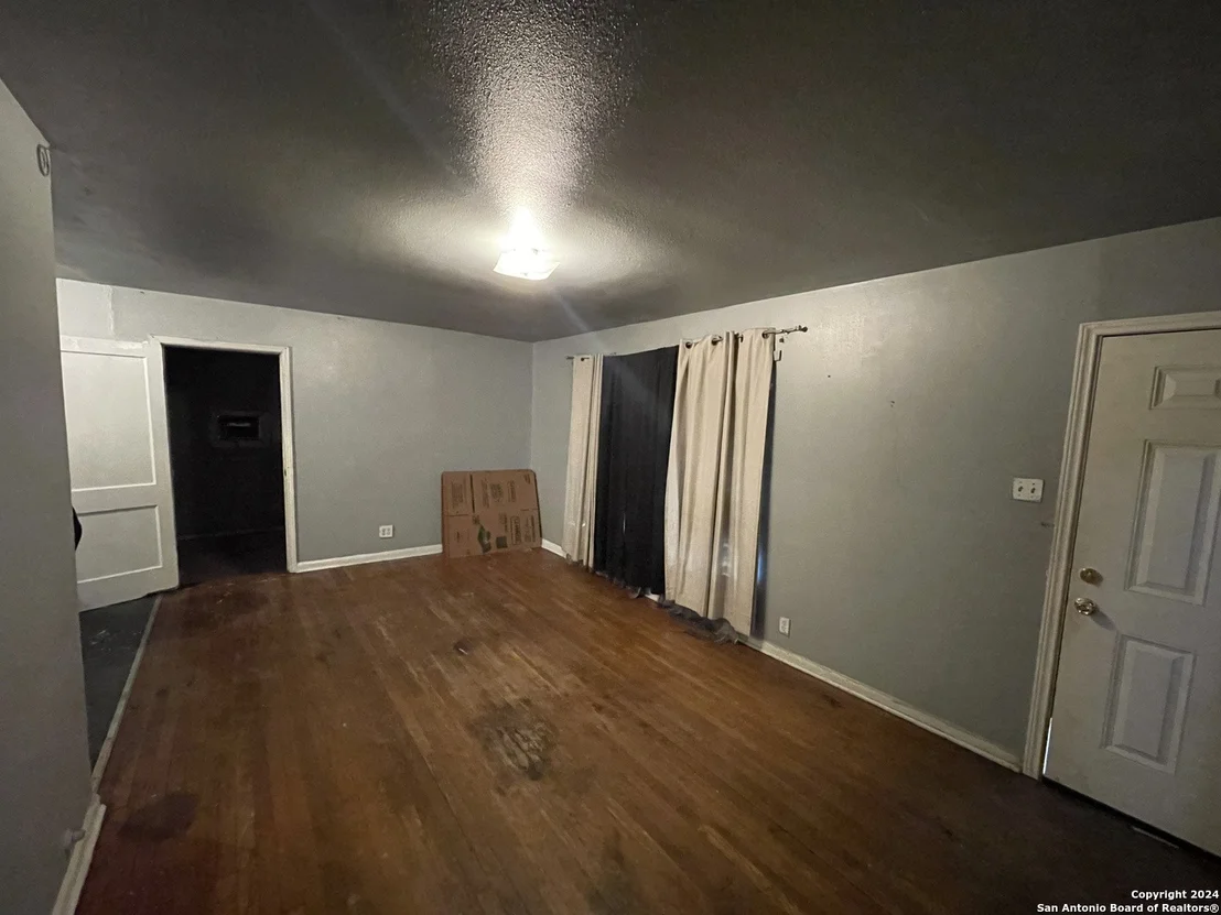 Photo of 1110 HERMINE BLVD