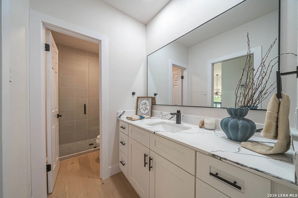 Photo of 206 Bluff Hollow
