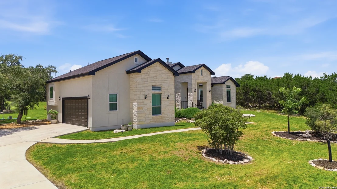Photo of 212 HIGH POINT CIR