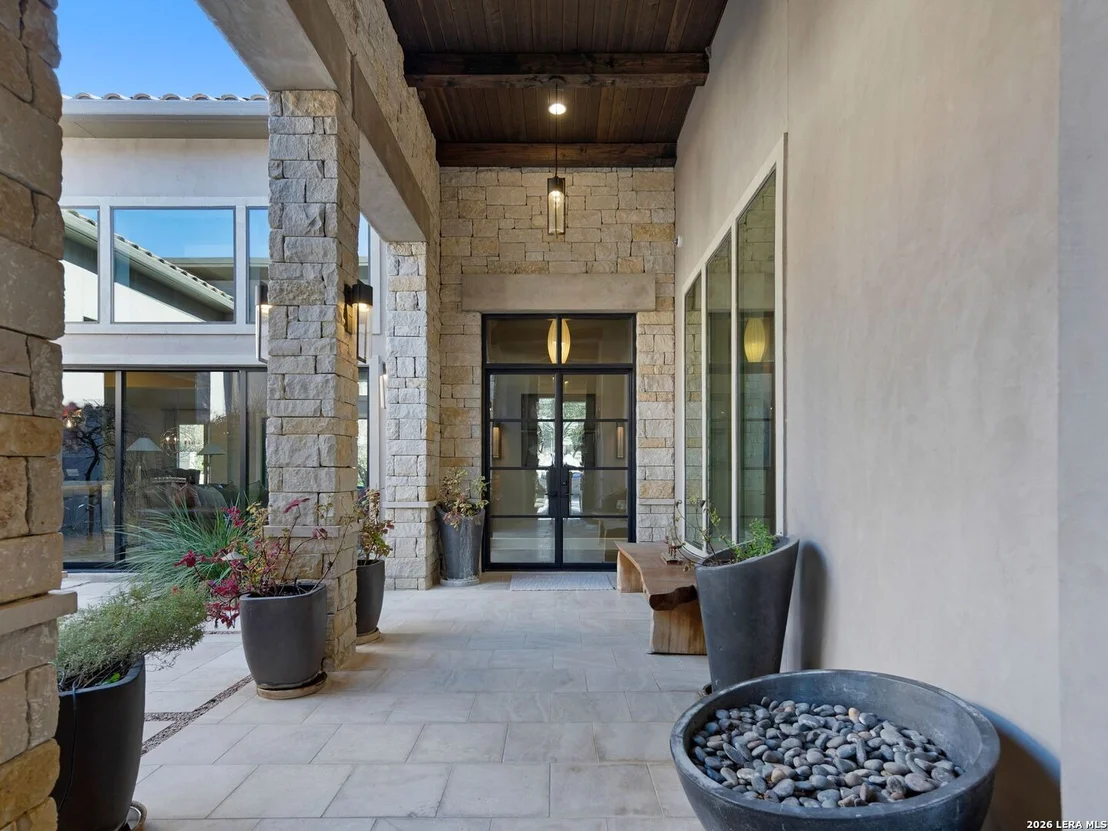 Photo of 3915 El Chamizal