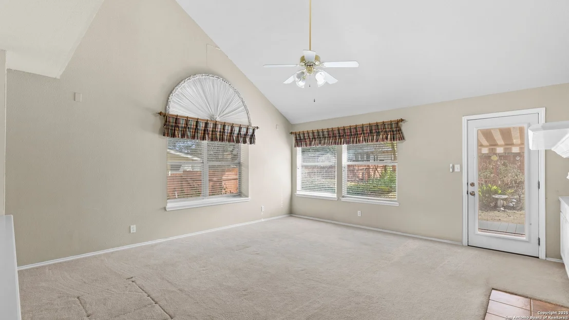 Photo of 4664 Summit Hill Dr