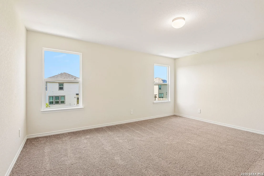 Photo of 448 Horizon Pointe