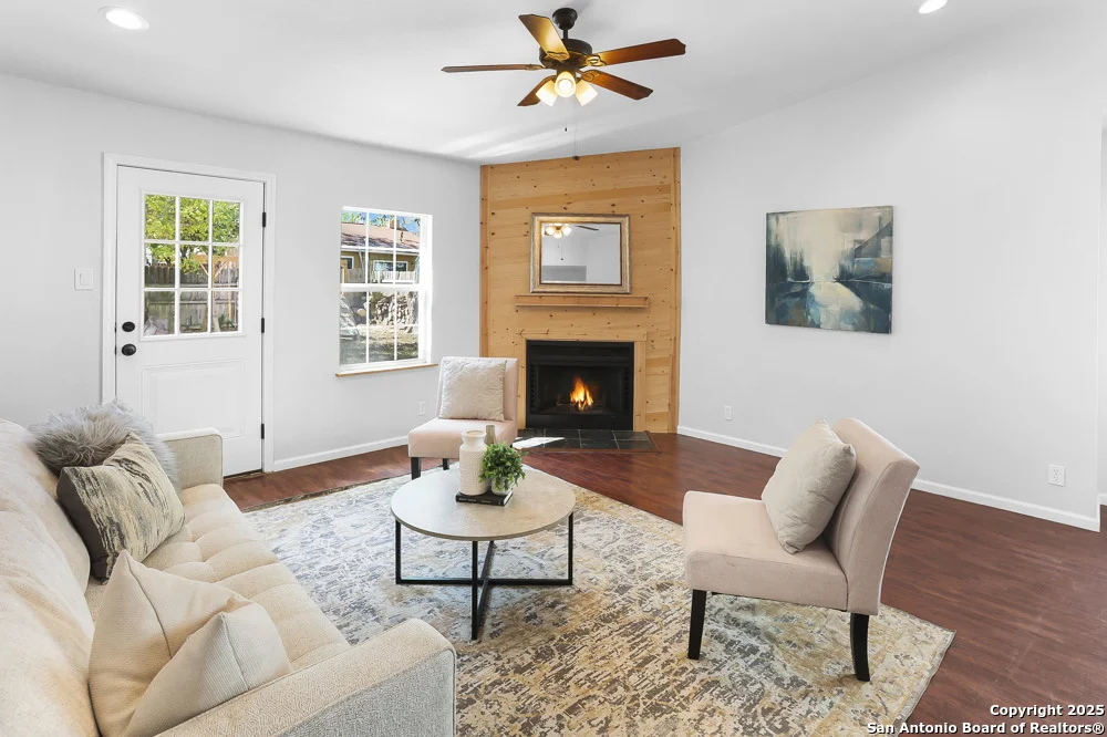 Photo of 2827 Cherry Field