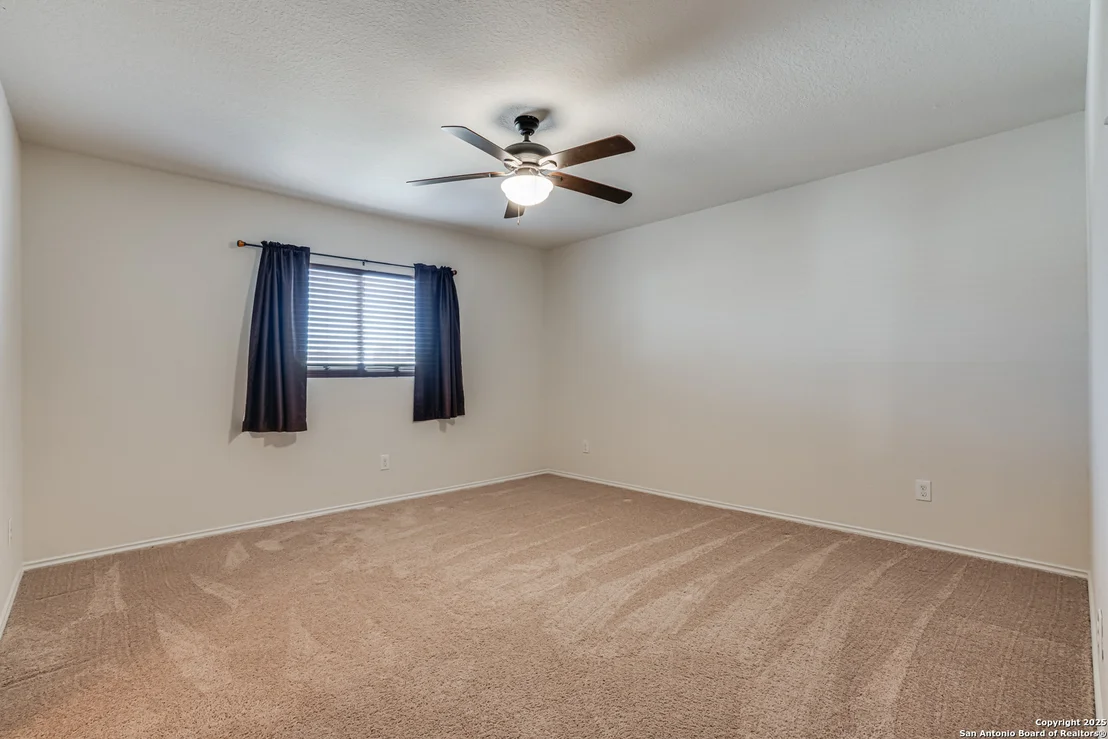 Photo of 8507 Silver Willow