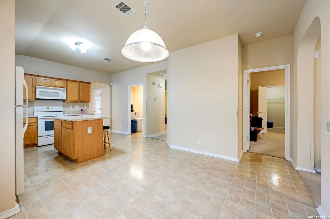 Photo of 4030 Bur Oak