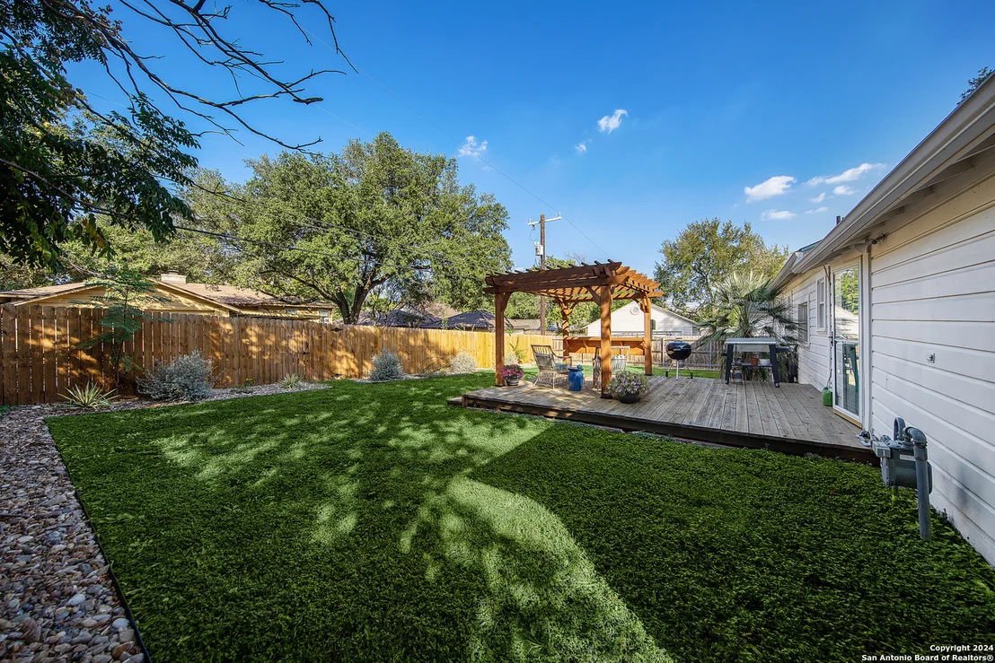 Photo of 235 RETAMA PL