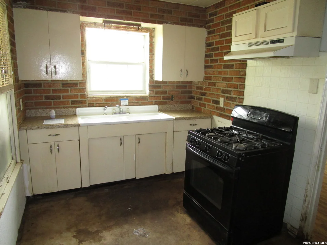 Photo of 311 Bushick
