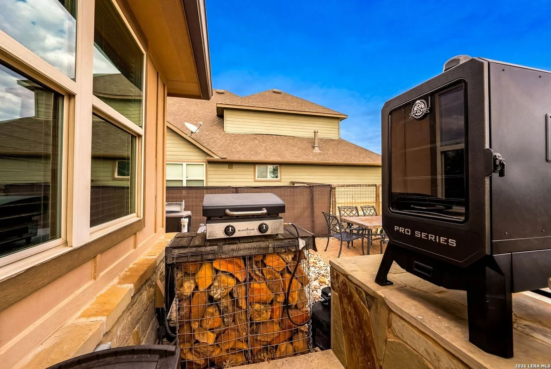 Photo of 11816 Field Bend