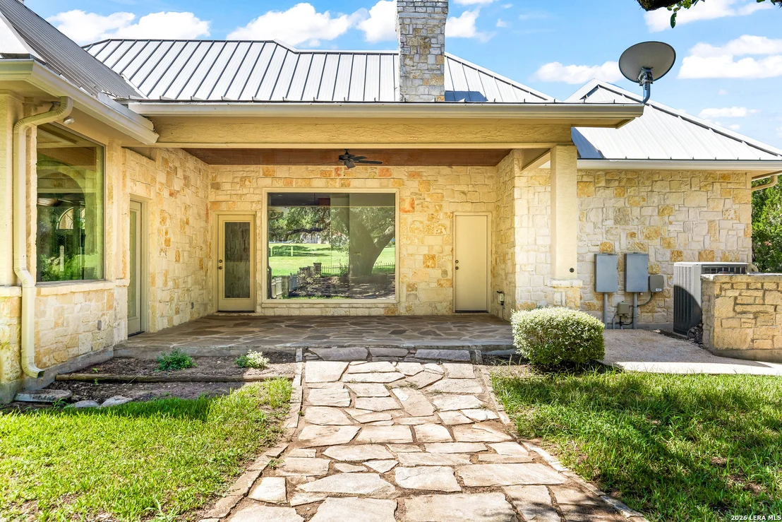 Photo of 111 White Tail Dr