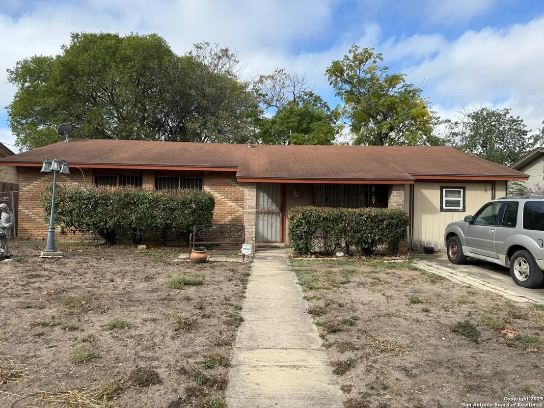 Photo of 9331 Odem