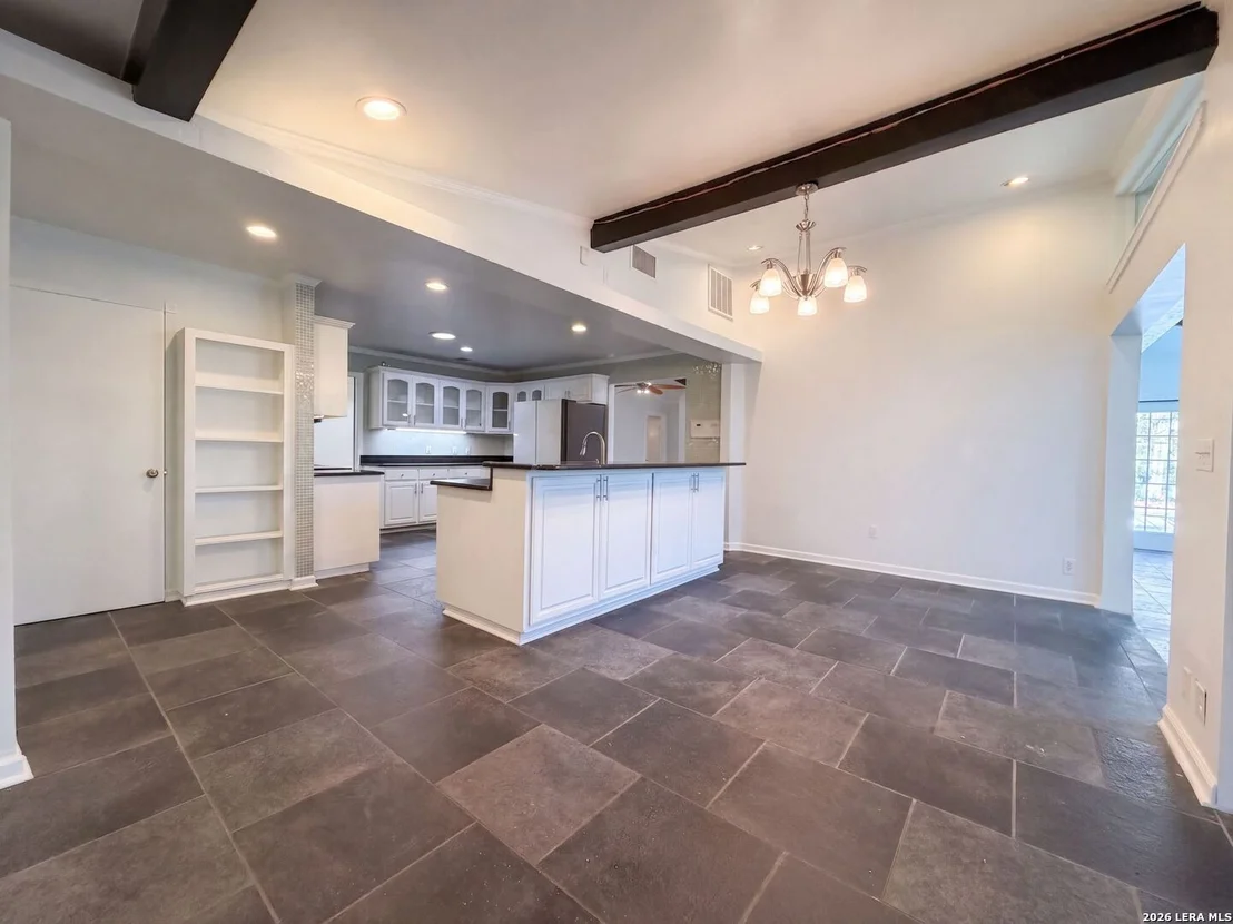 Photo of 106 BRIARCLIFF DR