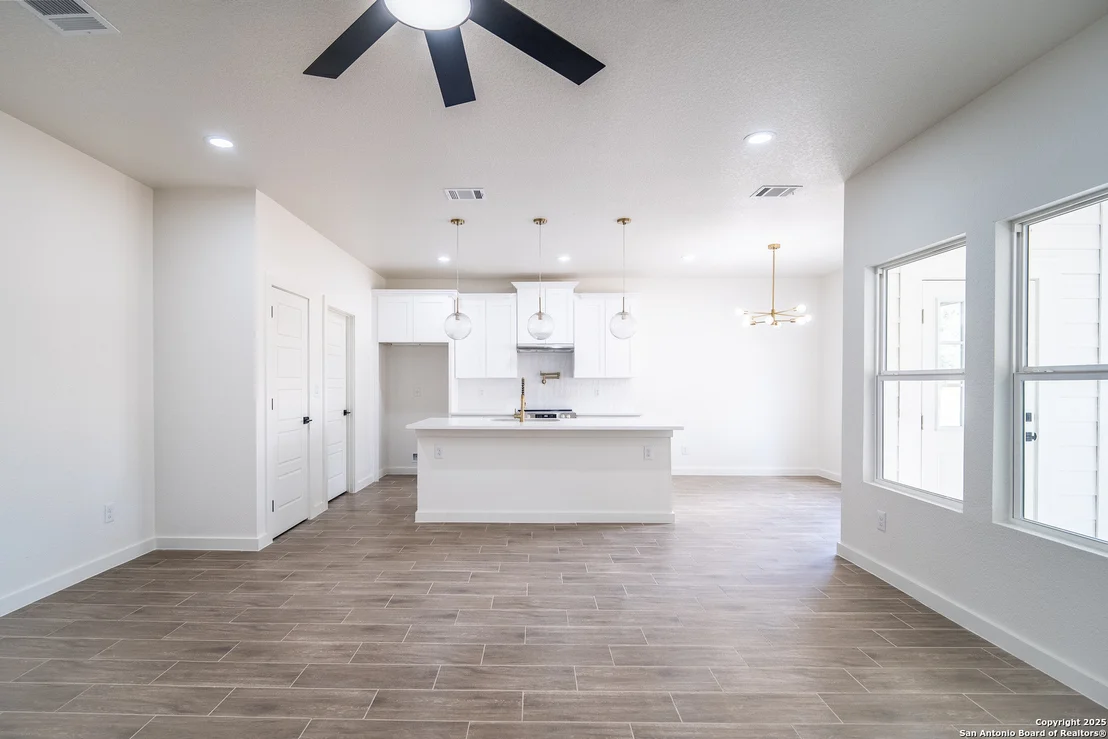 Photo of 15125 norvell