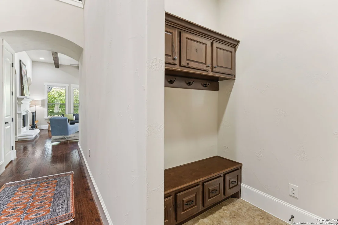 Photo of 5 Liser Glen