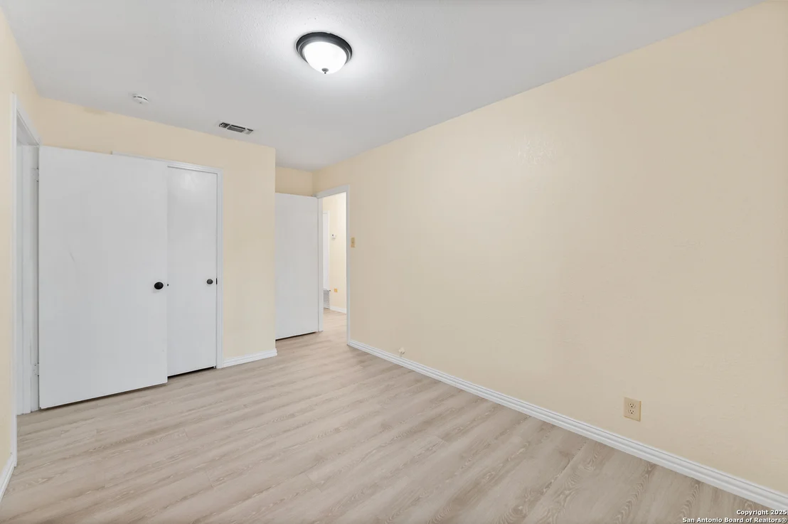 Photo of 126 CREATH PL