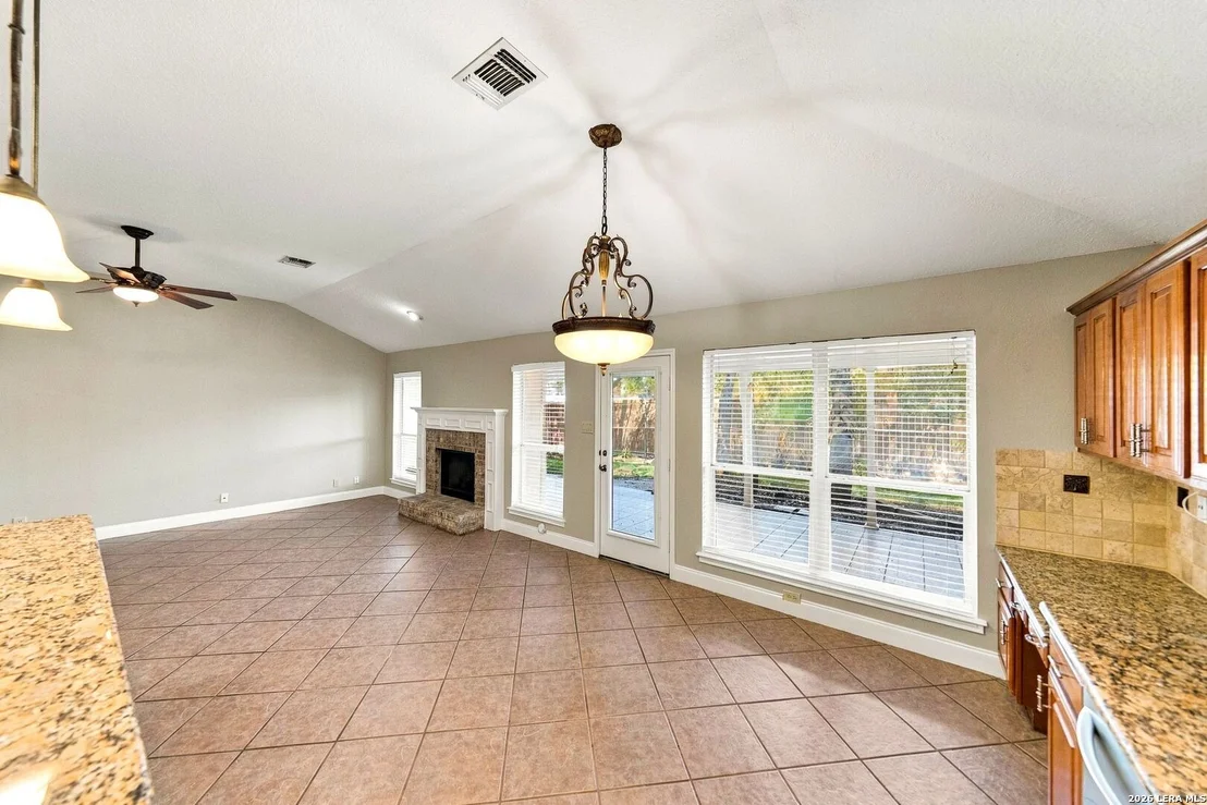 Photo of 4011 LEGEND RANCH DR