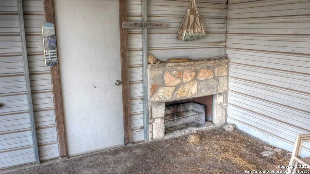 Photo of 560 Pine Mountain