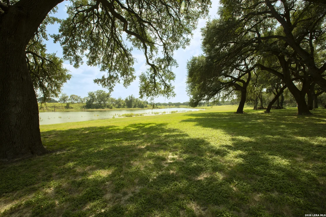 Photo of 325 RIVER RDG