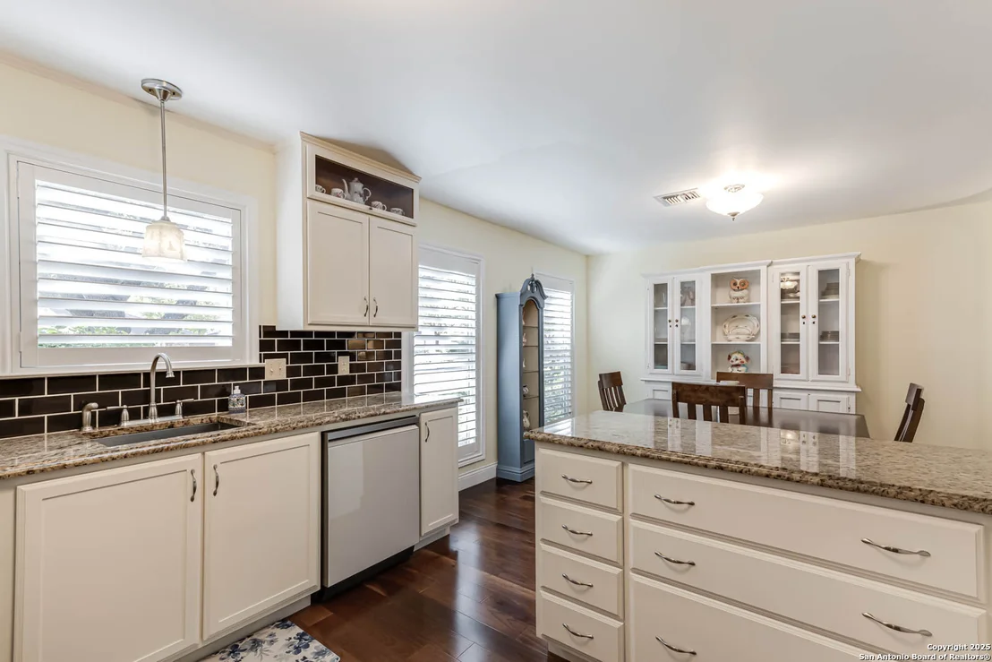 Photo of 13738 Wilderness Pt